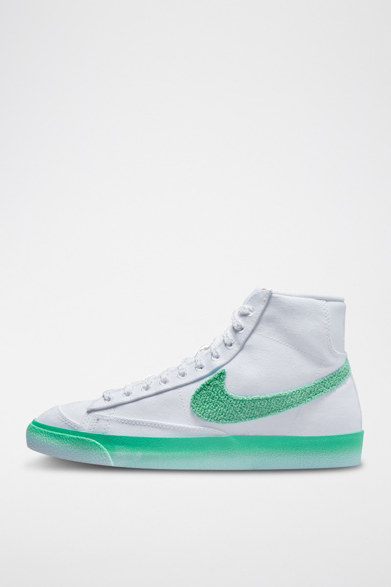 Nike Blazer Mid  77 - Blanc - 02 - 33587220