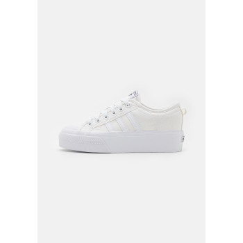 adidas Originals Baskets basses NIZZA PLATFORM - 01 - AD111A138|A11