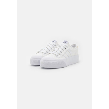 adidas Originals Baskets basses NIZZA PLATFORM - 01 - AD111A138|A11