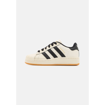 adidas Originals Baskets basses SUPERSTAR XLG - 01 - AD111A2IW|B11