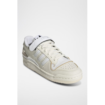 Baskets Forum Low - Blanc et crème - 02 - 33677535