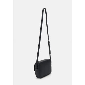 Calvin Klein Sac bandoulière RE-LOCK CAMERA BAG FLAP - 01 - 6CA51H1B2|Q11