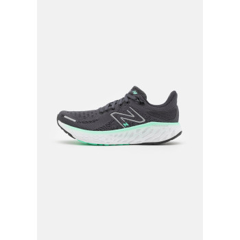 New Balance Chaussures de running sur route FRESH FOAM 1080 V12 WINTER PACK - 01 - NE241A0FR|Q12