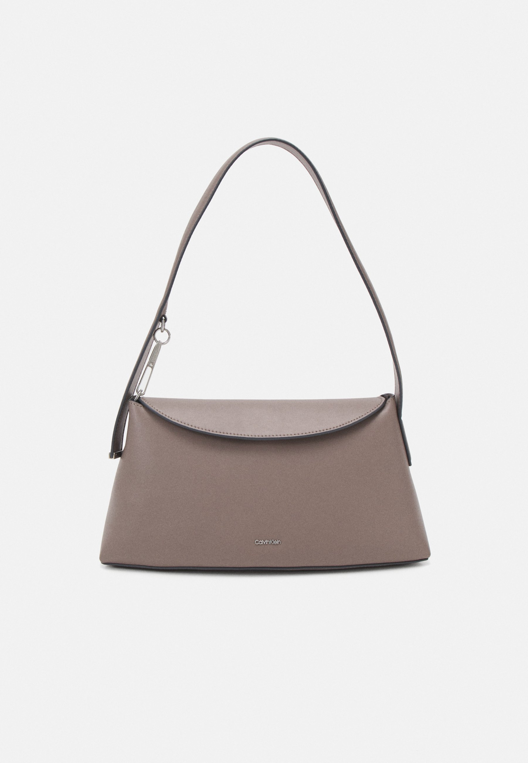 Calvin Klein Sac à main SOFT SCULPT SHOULDER BAG - 01 - 6CA51H1AR|C11