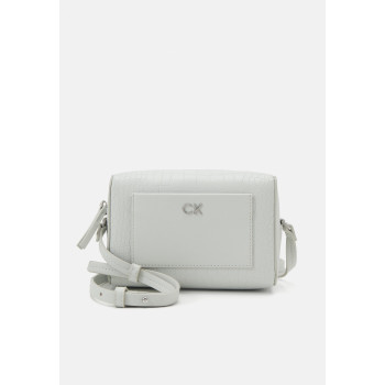 Calvin Klein Sac bandoulière DAILY CAMERA BAG - 01 - 6CA51H1A2|K11