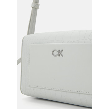 Calvin Klein Sac bandoulière DAILY CAMERA BAG - 01 - 6CA51H1A2|K11