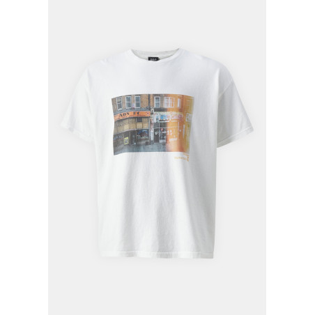 BDG Urban Outfitters T-shirt imprimé MUSEUM OF YOUTH SHOP TEE UNISEX - 01 - QX7210099|A11