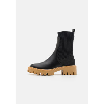 ONLY SHOES Bottines à plateau ONLBETTY CHELSEA BOOT - 01 - OS411N0A3|Q11