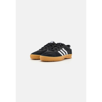 adidas Originals Baskets basses TISCHTENNIS - 01 - AD111A2LP|Q11