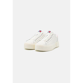 Tommy Jeans Baskets basses FOXING FLATFORM - 01 - TOB11A0HS|A11