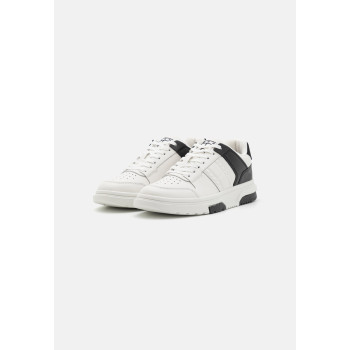 Tommy Jeans Baskets basses THE BROOKLYN - 01 - TOB11A0HG|Q11