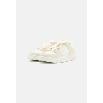 Tommy Jeans Baskets basses THE BROOKLYN - 01 - TOB11A0GV|A11