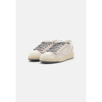 Reebok Classic Baskets basses CLUB C BULC - 01 - RE011A0RK|A11