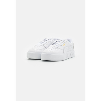 Puma Baskets basses CALI COURT - 01 - PU111A14G|A11