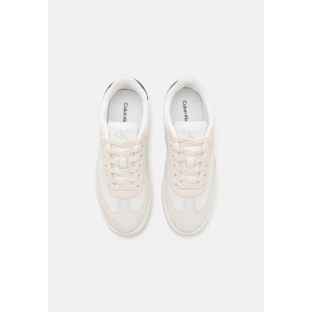 Calvin Klein Jeans Baskets basses CLASSIC CUPSOLE - 01 - C1811A0IU|A11