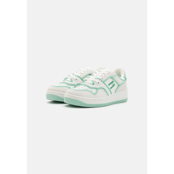 Tommy Jeans Baskets basses RETRO BASKET FOAM EDGE - 01 - TOB11A0G8|A11