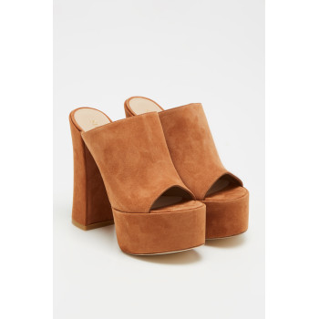 Mules à talons en cuir de chèvre nubuck Skyhi - Camel - 02 - 33856241