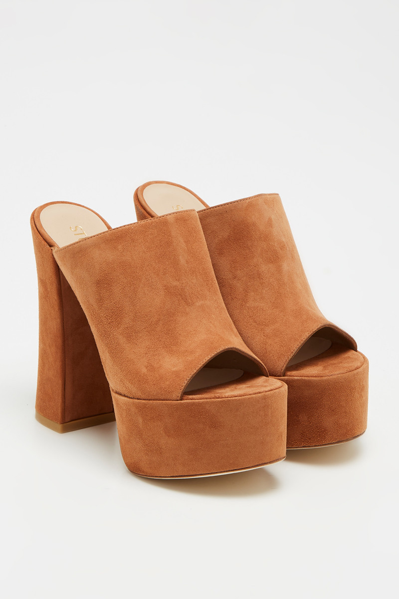 Mules à talons en cuir de chèvre nubuck Skyhi - Camel - 02 - 33856241