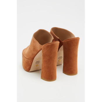 Mules à talons en cuir de chèvre nubuck Skyhi - Camel - 02 - 33856241