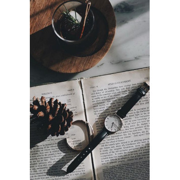 Montre à quartz en cuir Petite Reading - Noir et argenté - 02 - 33646440