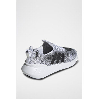 Sneakers Swift Run 22 - Blanc et noir - 02 - 34116006