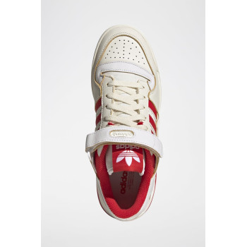 Sneakers en cuir pleine fleur Forum 84 Low - Ecru et rouge - 02 - 34134259