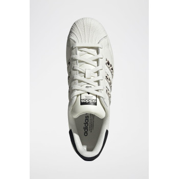 Sneakers en cuir Superstar - Blanc - 02 - 34307231