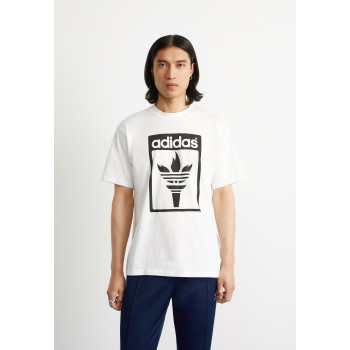 adidas Originals T-shirt imprimé TREFOIL TORCH - 01 - AD122O121|A11