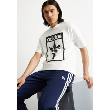 adidas Originals T-shirt imprimé TREFOIL TORCH - 01 - AD122O121|A11