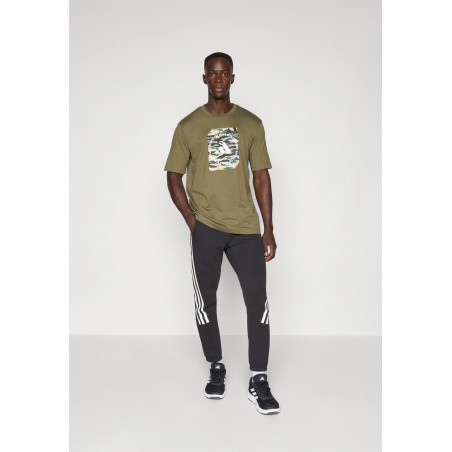 adidas Sportswear CAMO BOX T-shirt imprimé kaki L undefined