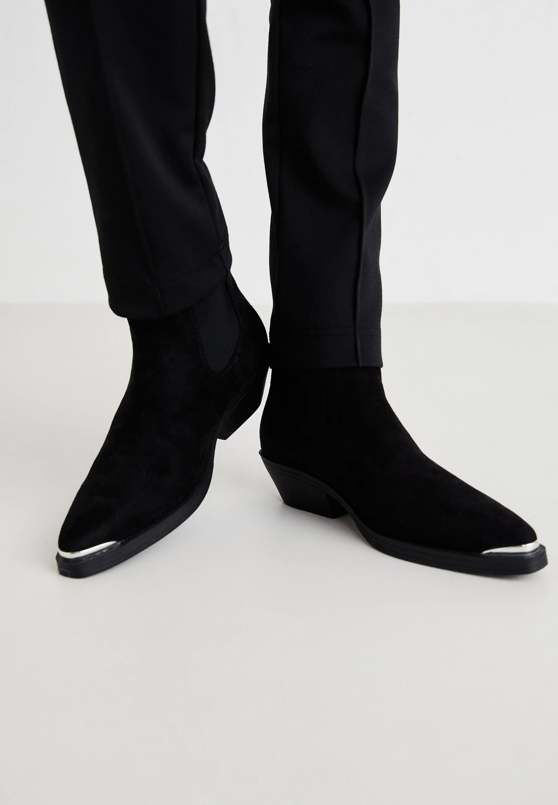 Even&Odd  Bottines de cowboy / motard noir 36 undefined
