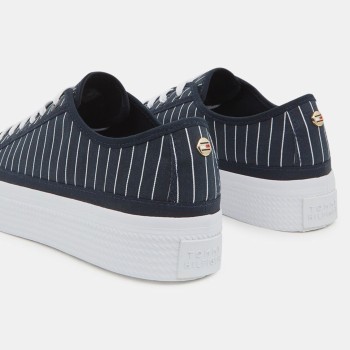 Tommy Hilfiger - Baskets Essential rayées bleu marine - 04 -4784995