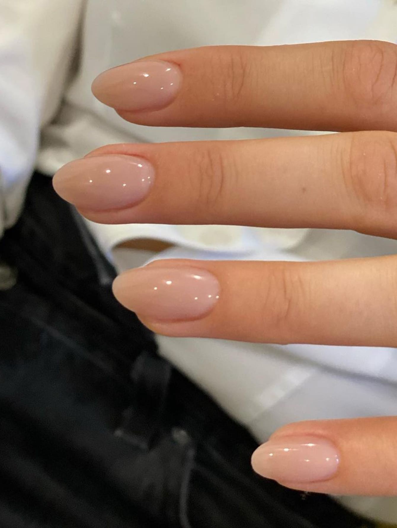 Mettez à niveau votre apparence Ensemble de faux ongles manucure simple quotidien de 24 pièces en forme d'amande longue, couleur unie nude, convient p  les jours - 19765743