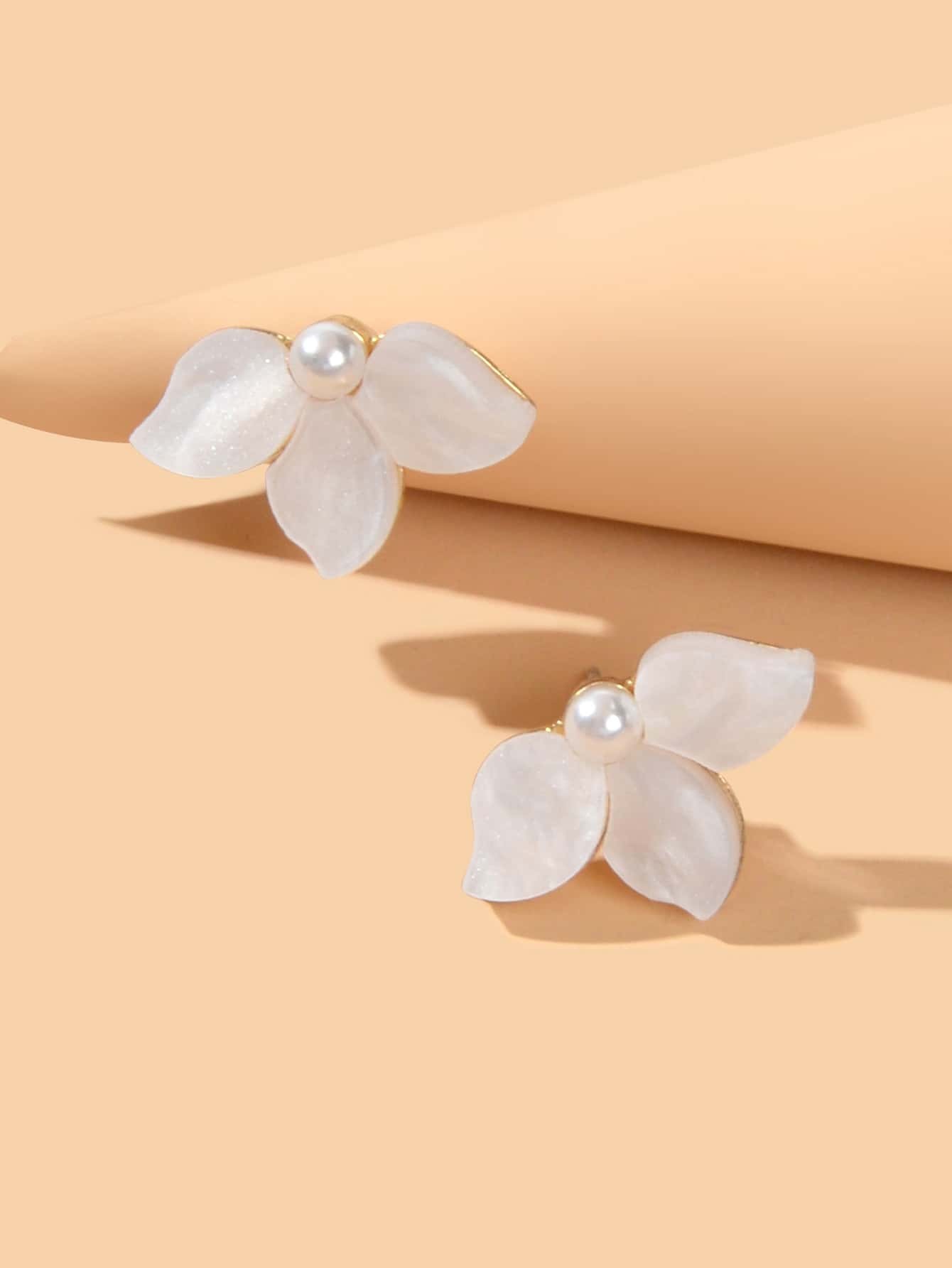 Boucles D'oreilles Décoratives De Fausses Perles Et De Fleurs - 3125817