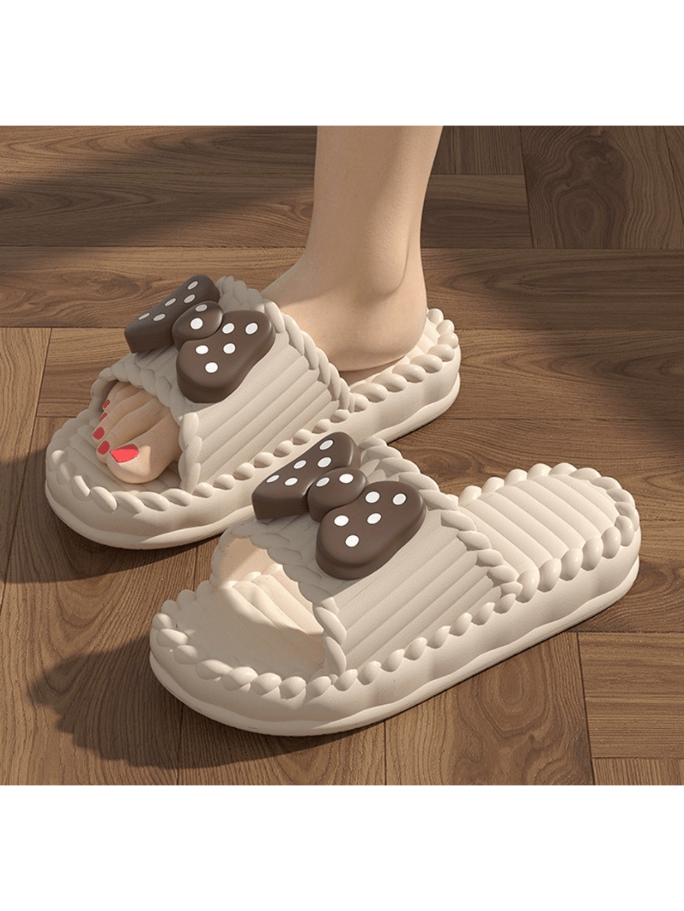 Chaussons d'intérieur épais pour femme pour l'été, sandales de salle de bain antidérapantes pour une utilisation en extérieur - 34287476