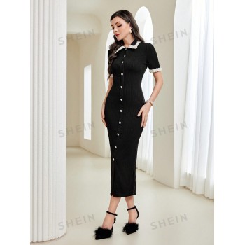 SHEIN Modely Robe Moulante À Bordure Contrastante À Bouton - 21697011