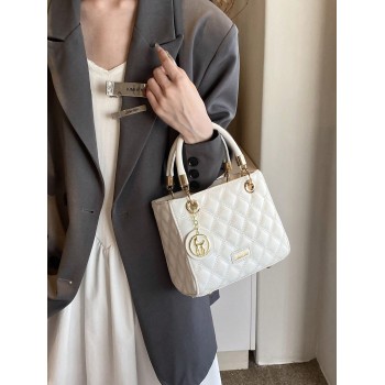 Sac d'épaule pour femmes de grande capacité avec motif de losange brodé, sac à main blanc de luxe et élégant pour les femmes, peut être porté en diago es affaires et le travail - 34908781