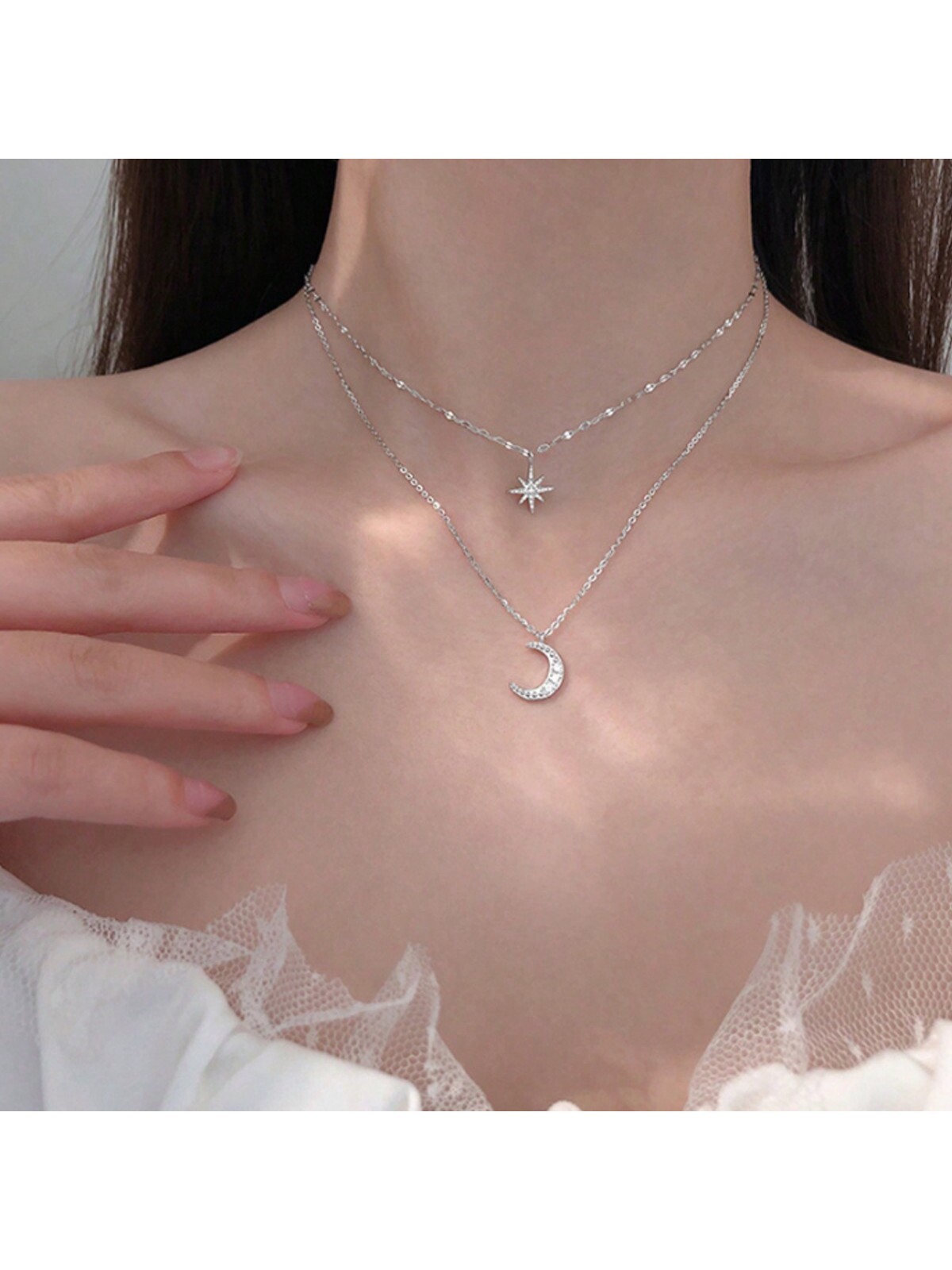 1 Pièce Collier Double Étoile Et Lune En Diamant Flash Argenté De Nouvelle Sensation De Luxe Léger, Chaîne De Clavicule Femme Petite - 30317469