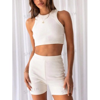 SHEIN Essnce Ensemble deux pièces estival pour femmes comprenant un haut court et un short, couleur unie et coupe slim - 35439049