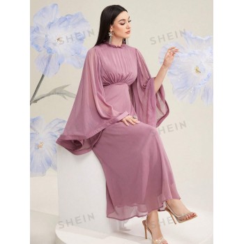 SHEIN Modely Robe Arabe À Col Montant Et Manches Évasées Pour Femmes - 27233450