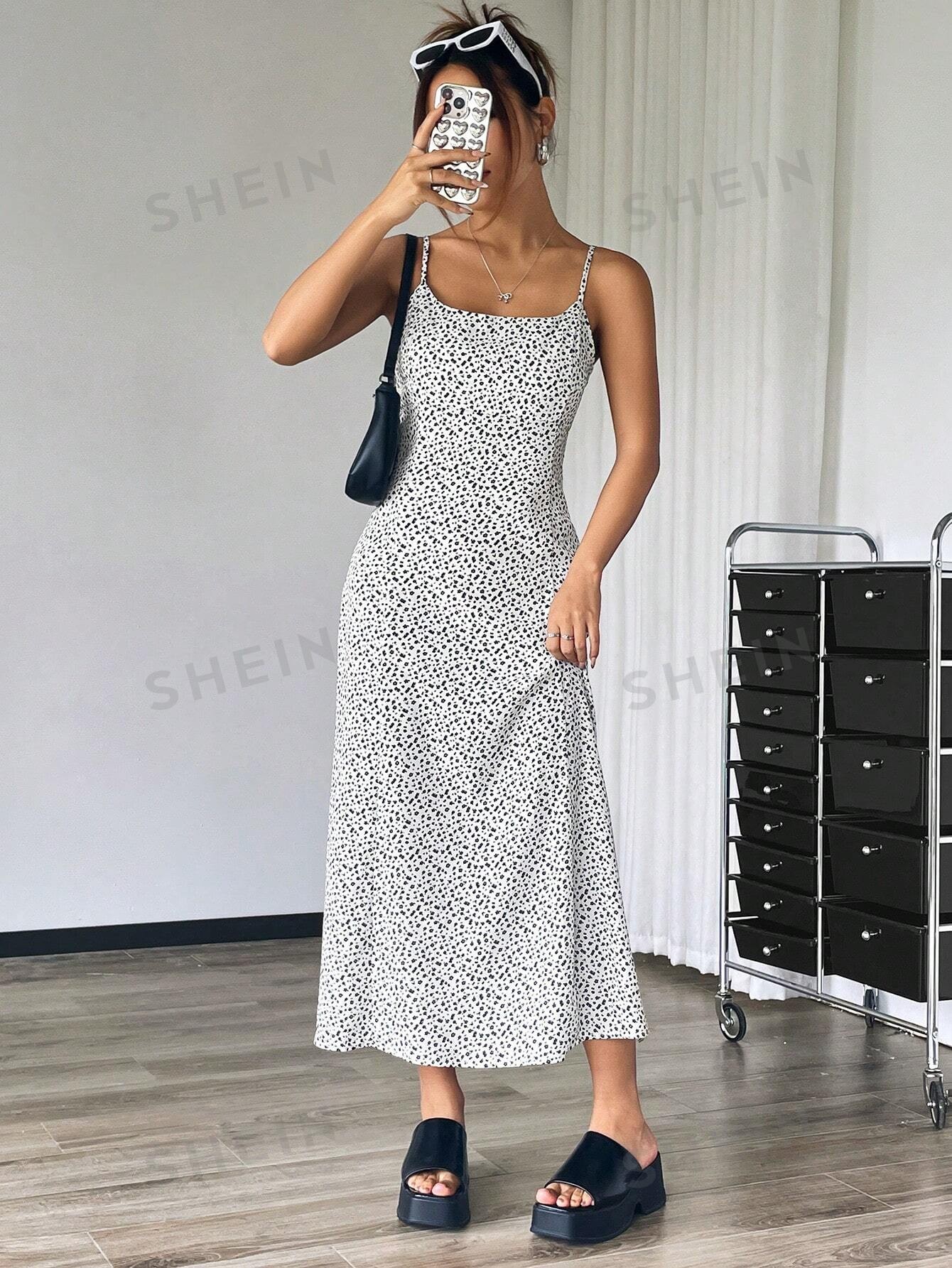 SHEIN EZwear Robe à bretelles blanche tissée avec motif floral minutieux - 35597370