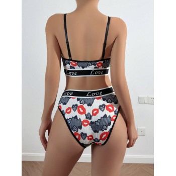 Ensemble de lingerie pour femmes imprimé cœur sportif - 32656683