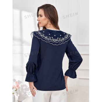 SHEIN Mulvari Chemisier élégant pour femme de printemps / été avec broderie florale, tissu en maille, col à volants et manches évasées - 36095061