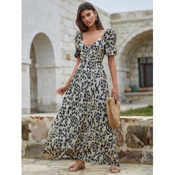 SHEIN Robe pour femme à manches courtes imprimée léopard avec col en cœur et style de vacances pour le printemps/été - 33326844