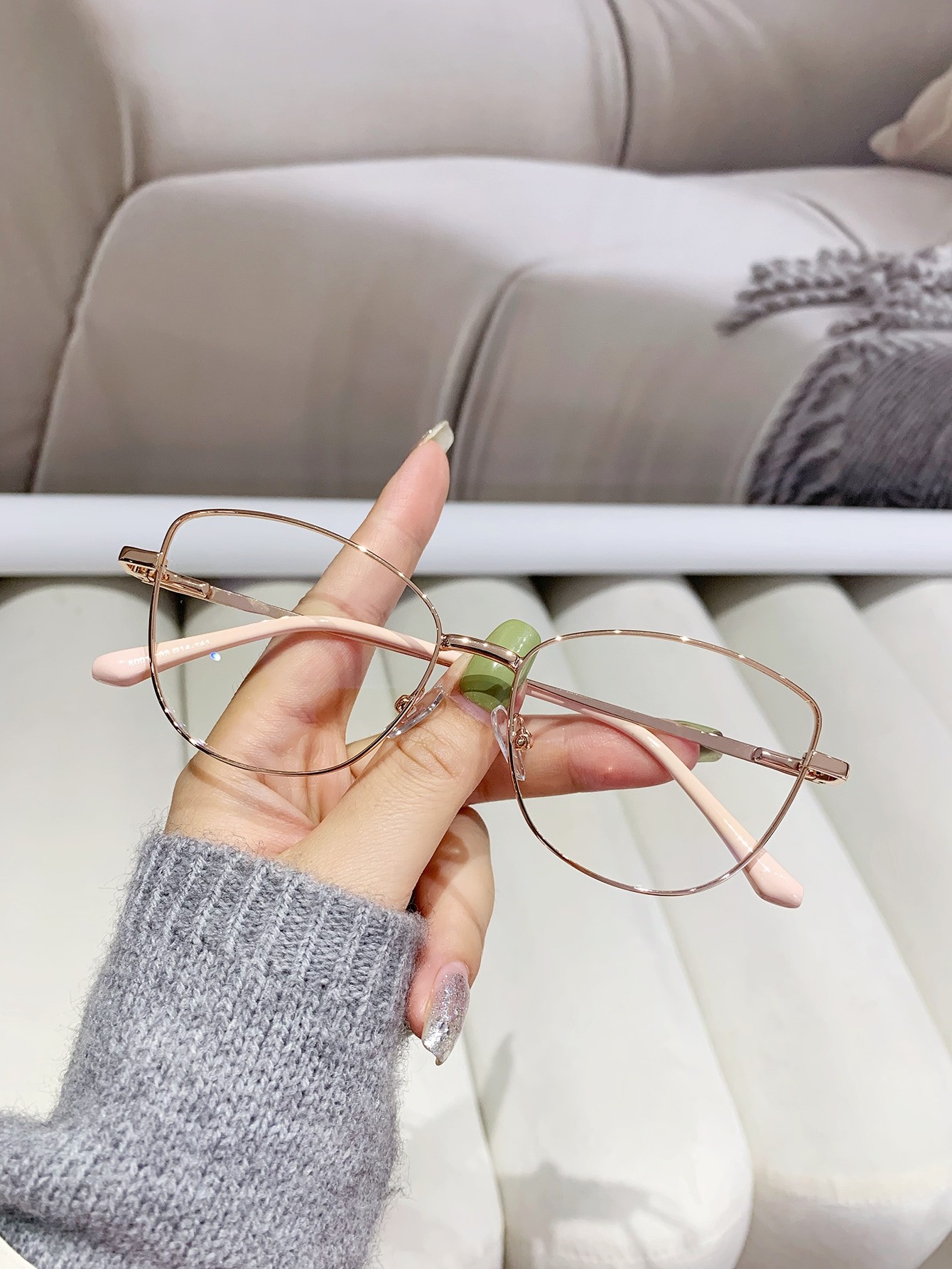 1 pièce Monture de lunettes de style œil de chat rose pour dames avec monture en métal, verres clairs et anti-lumière bleue, accessoire de lunettes claires à la mode pour un usage quotidien - 20273670