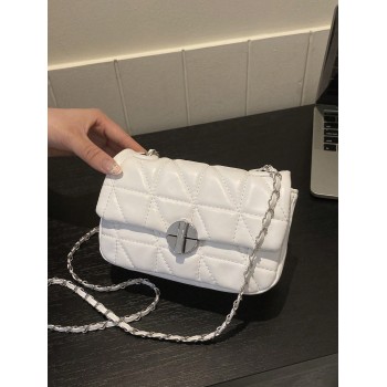 Sac carré mini à motif matelassé à détail en métal blanc - 16259634