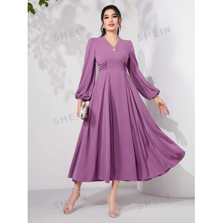 SHEIN Modely Robe Manches Bouffantes À Plis - 16266097