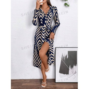 SHEIN Privé Robe chemise à boutons et à imprimé chevron - 36819120