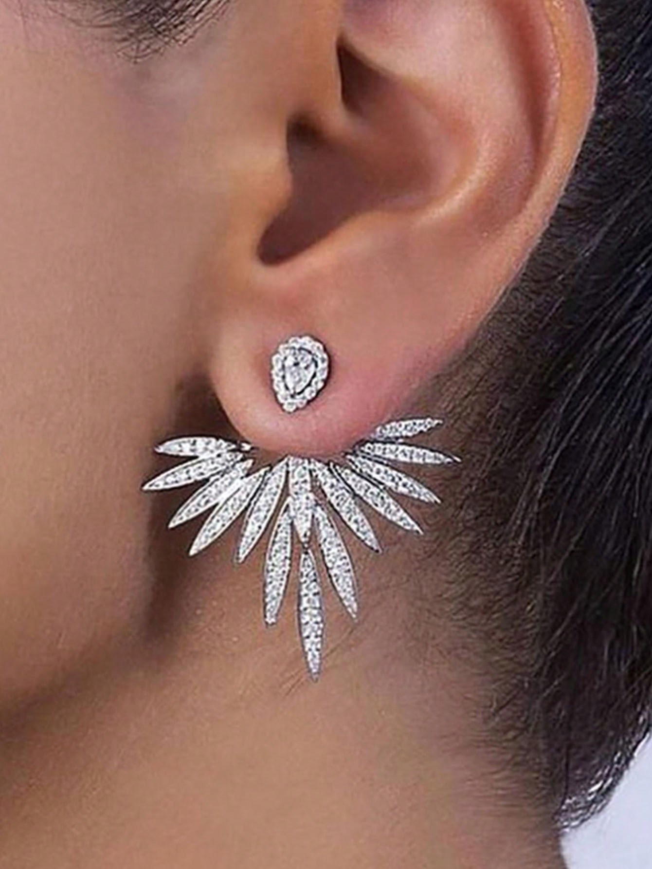 1 paire de boucles d'oreilles en strass de Style européen et américain, bijoux d'oreille au Design polyvalent - 32027891