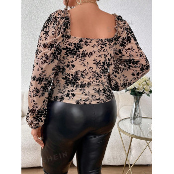 SHEIN Privé Plus T-shirt Imprimé Floral À Encolure De Cœur Manches Bouffantes À Ruché - 24488976